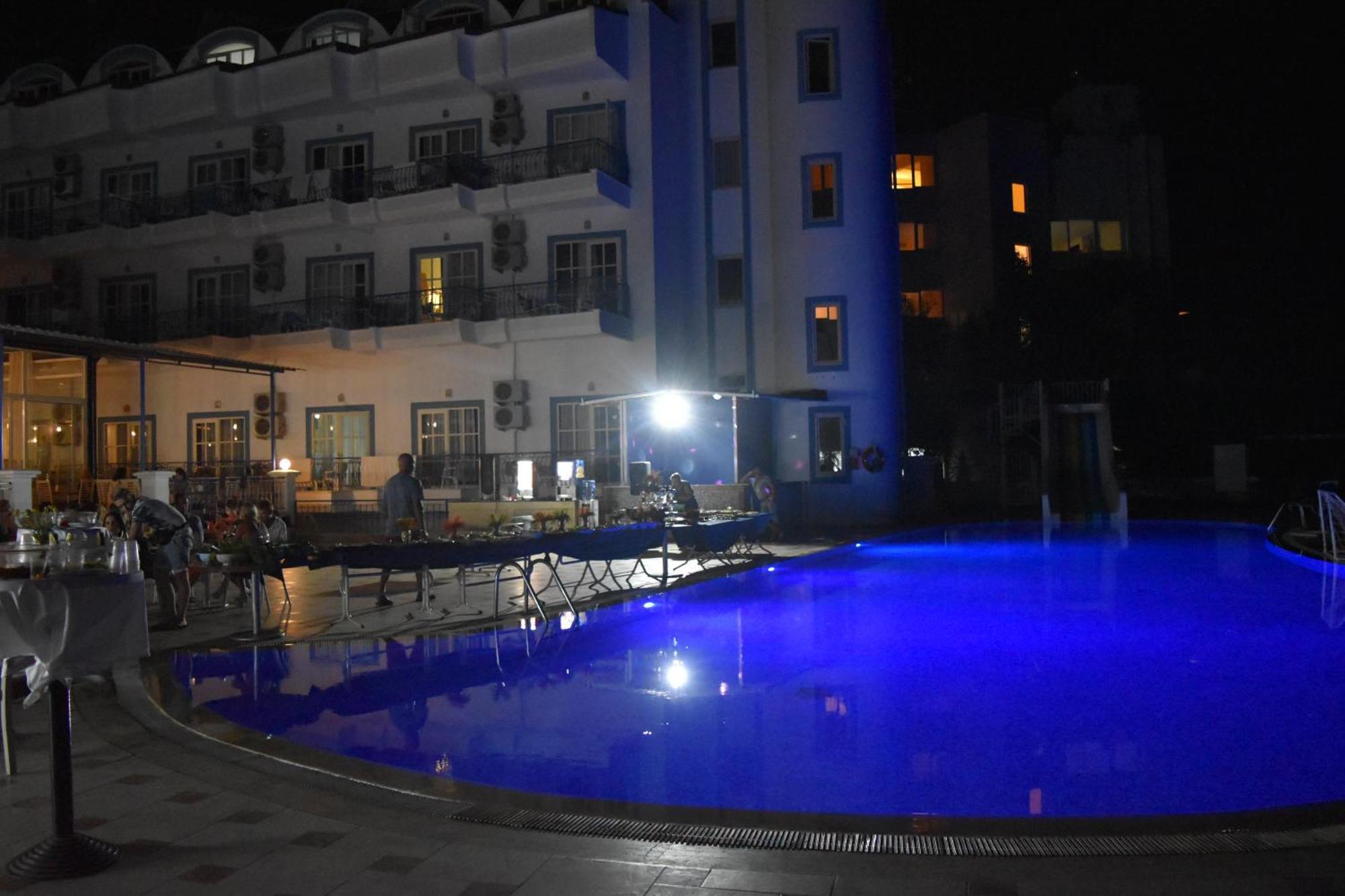 Ares Blue Hotel Kiris Екстер'єр фото